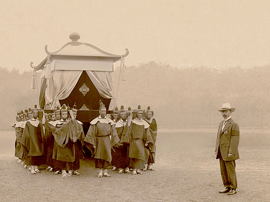 Description of Image 2